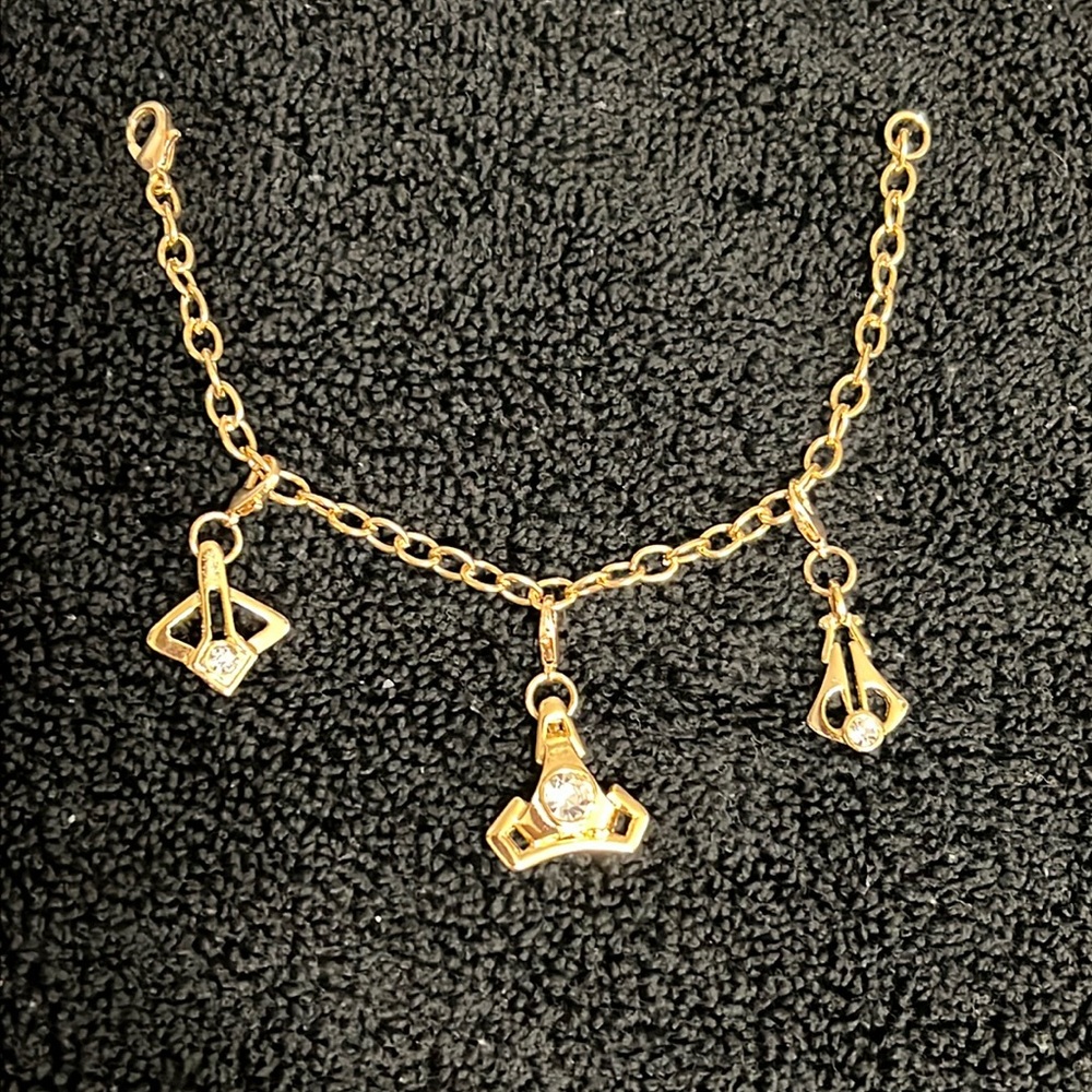 3 Gold Tone Removable Pendant Charm Bracelet, 8" long, Vintage, lobster claw